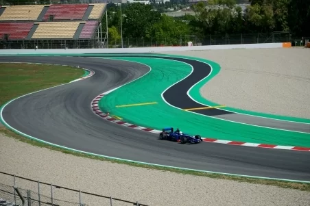 Praktikum-steuerung F1-PERFORMANCE – 20 min FR (X2) + runden F1 – Circuit de Barcelona-Catalunya