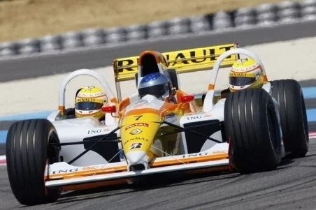 Baptême en passager Formule 1 Triplace – Circuit Magny Cours Club
