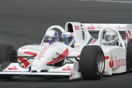 Baptême en passager Formule 1 Triplace – Circuit Magny Cours Club