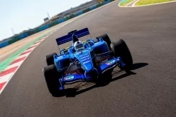 F1 driving course PERFORMANCE - 20 min E (X2) + F1 laps - Circuit of Magny-Cours Club