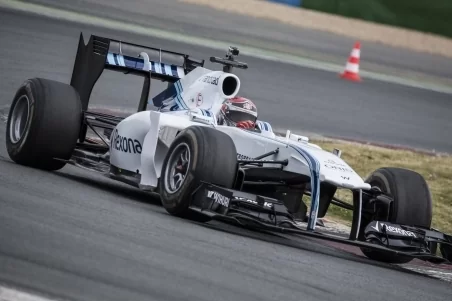 Praktikum-steuerung F1 Williams FW33 auf dem Circuit von Magny-Cours Grand-Prix