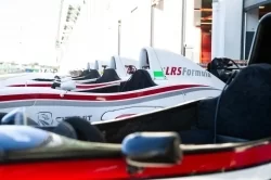 Formula Renault driving experience - Circuit Magny Cours Grand Prix